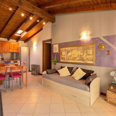 Appartamento Casa Vacanza Angolo Della Corte Côme Esterno foto