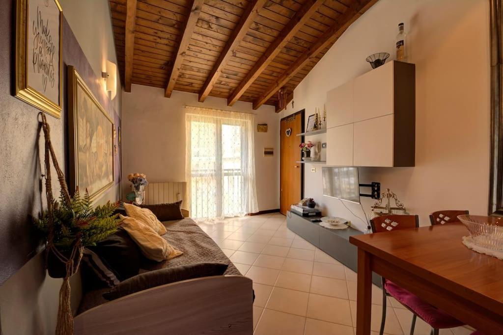 Appartamento Casa Vacanza Angolo Della Corte Côme Esterno foto